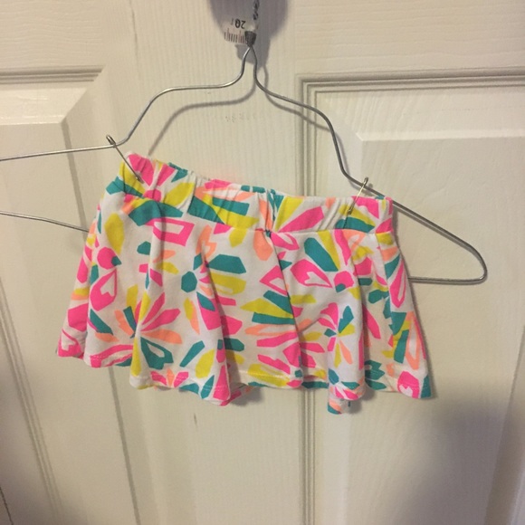 Baby girl 6 month patriotic bundle onesies & skirt - Picture 4 of 6